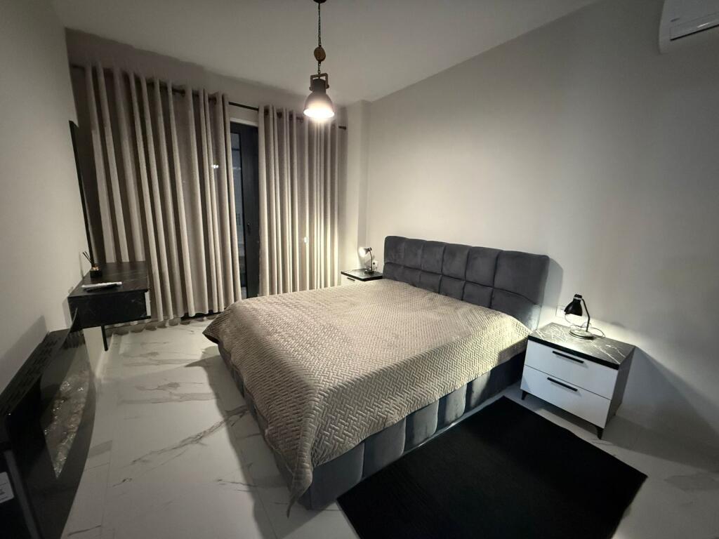 apartament me qira tek universiteti europian