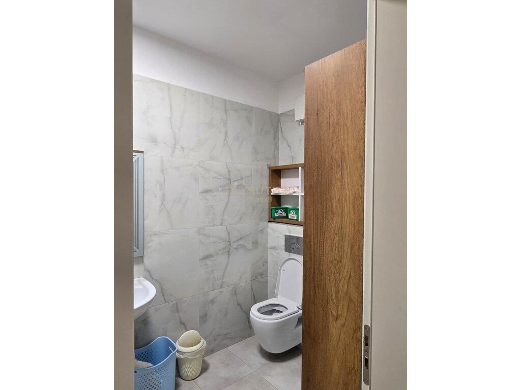 SHITET APARTAMENT 2+1+2+POST PARKIMI NE ZONEN E ALI DEMIT 280,000 €
