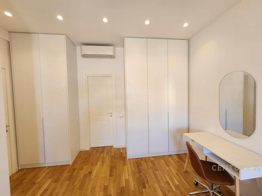 Apartament me qera 3+1 tek Touch of the Sun!