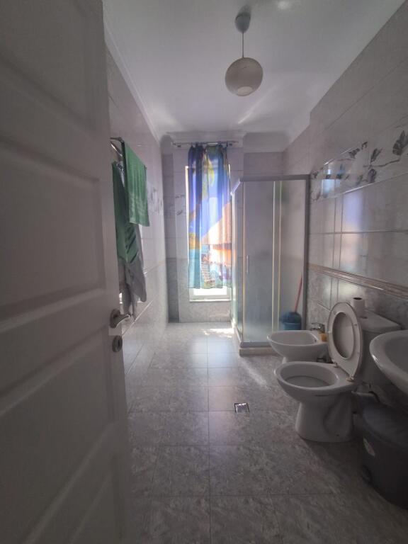 Apartament 2+1, Ish Fusha Tatimet!
