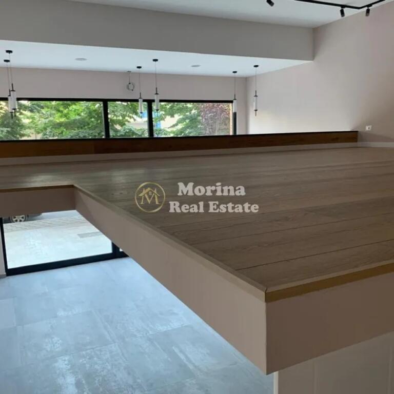 Affitto, Spazio Commerciale Duplex, , Città degli Studenti, 1200 Euro/ Mese