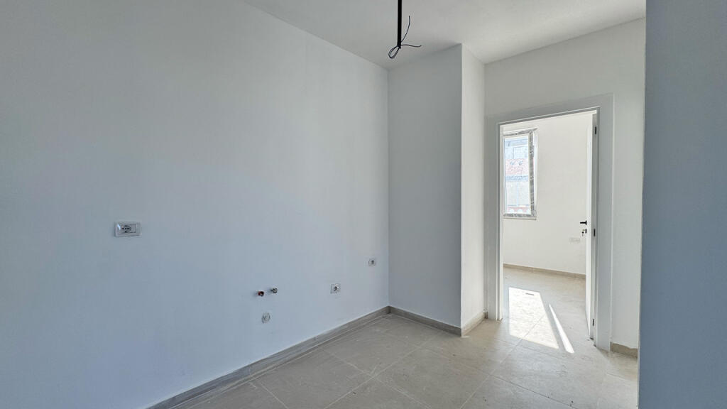 Apartament 2+1 për Shitje në Golem, Durrës. 90m2