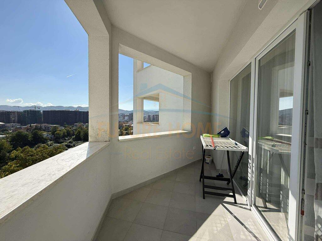 Qera, Apartament 2+1+Post parkimi , Unaza e Re. 700 €