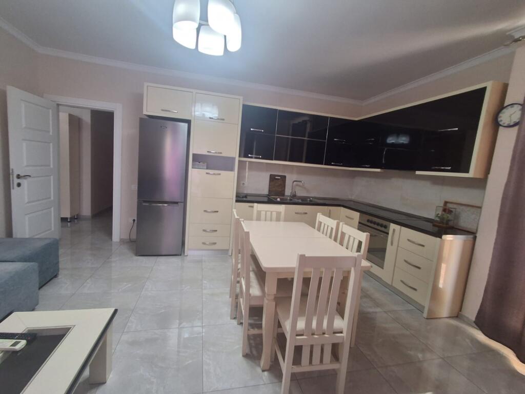 Apartament 2+1, Ish Fusha Tatimet!
