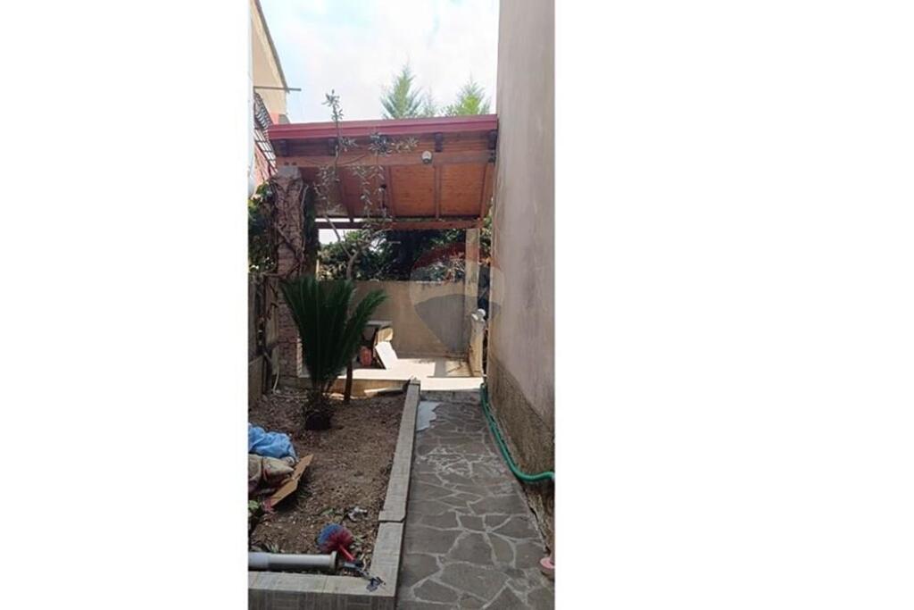 Jepet me qira vile ne Selite