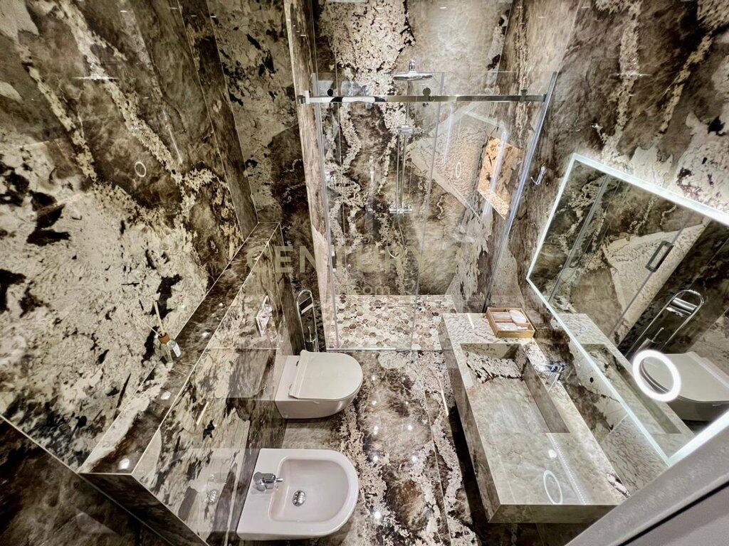 Qira – Apartament Deluxe 1+1 me Post Parkimi dhe Pamje nga Liqeni Artificial🌿