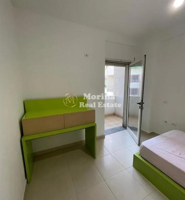 Affitto, Appartamento 3+1+2, Yzberisht, 500 euro/mese