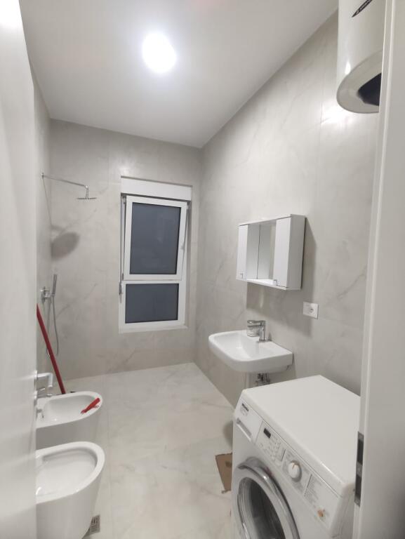 Kompleksi Kadiu  Apartament 1+1 Me Qera