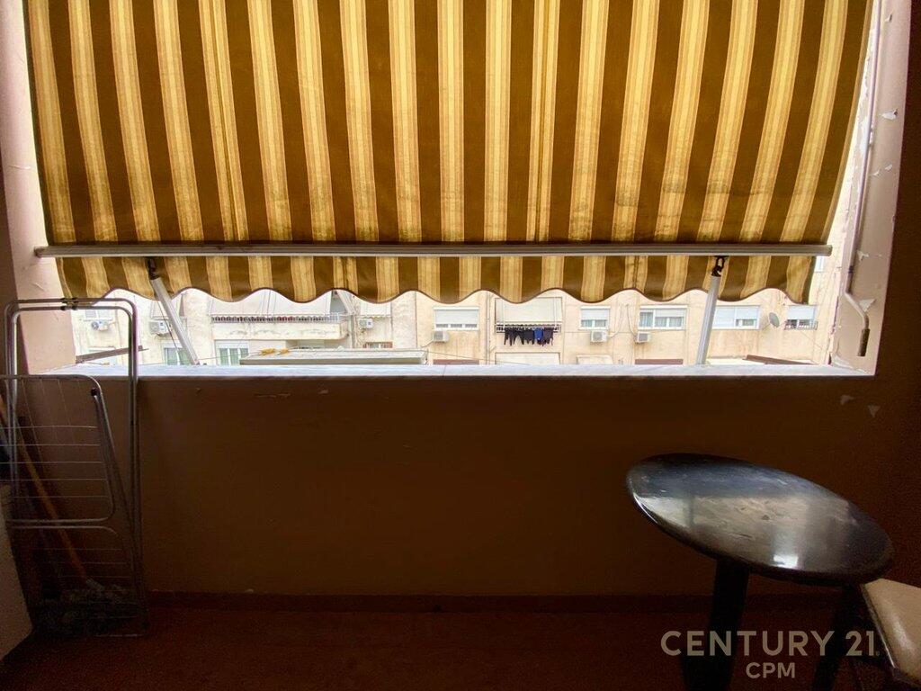 Apartment 2+1 for Sale 🏙️ with Separate Kitchen, near “Petro Nini” High School – Excellent Investment Opportunity!