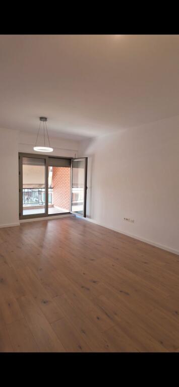 APARTAMENT 1+1 NE SHITJE RRUGA KAVAJES