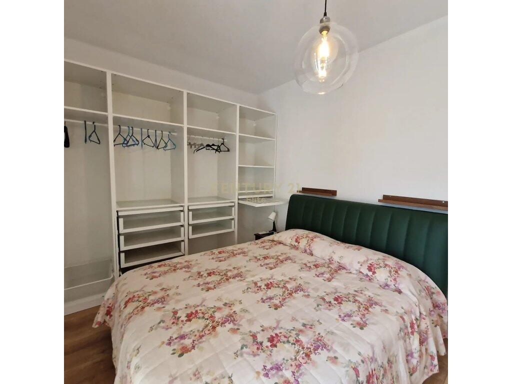 QIRA, APARTAMENT 2+1+DEPO+1 POST PARKIMI NE NJE NGA ZONAT PRANE LIQENIT TE THATE.
