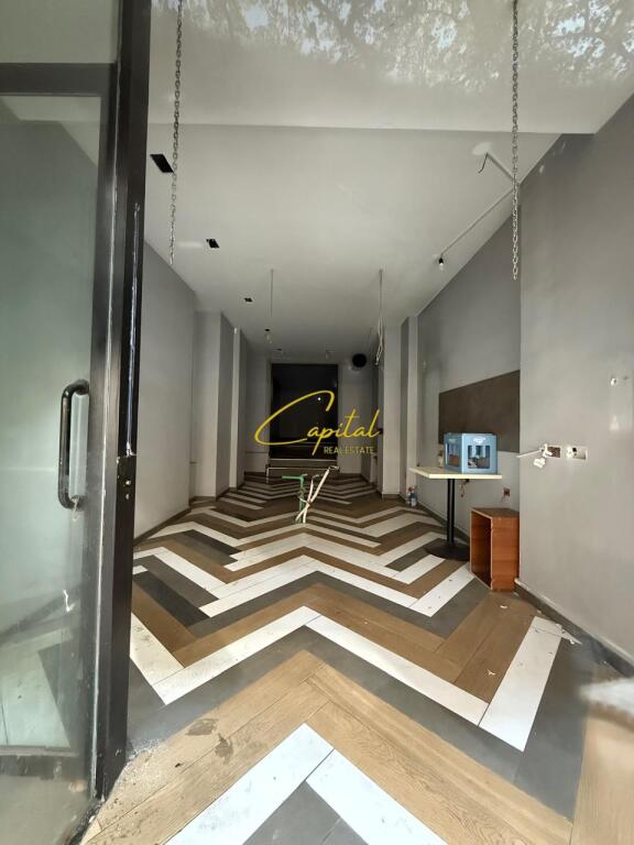 SHOP FOR RENT 103 M2 MYSLYM SHYRI 150,000 LEKE