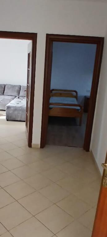 APARTAMENT ME QERA 1+1