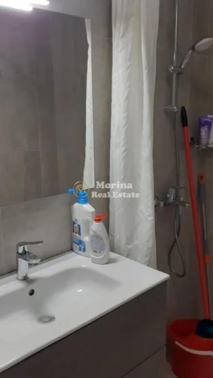 Rent, Apartment 2+1+2Bllk Komuna Parisit, 600 euro/month