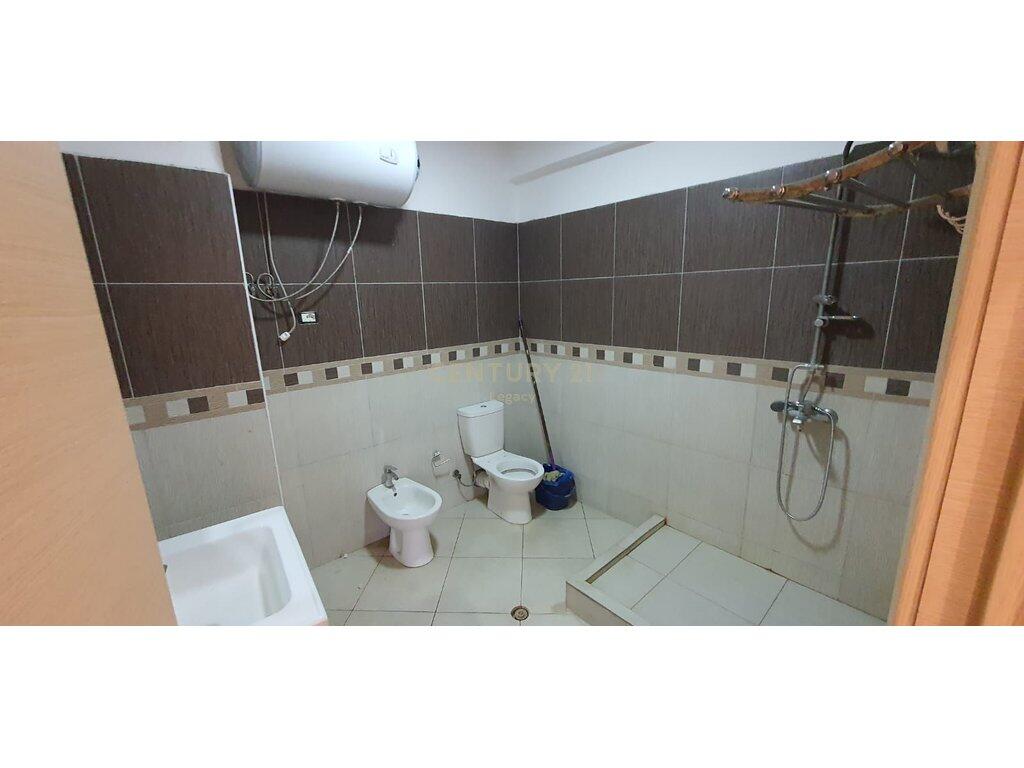 🏙️ Apartament Modern me Pamje Panoramike në Zemër të Astirit!