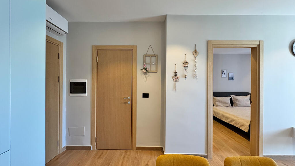 SHITET APARTAMENT NE HOTEL, GOLEM, ALBANIA
