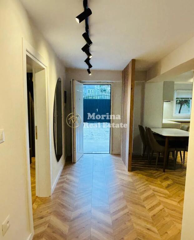 Qera, Apartament 2+1, Tregu Elektrik 700 euro/muaj