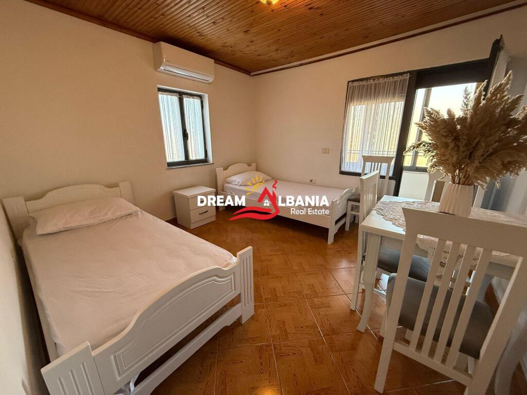 Godine Biznesi 4 kateshe me qera per hotel prane Spitalit Amerikan 2 (ID 4251380)