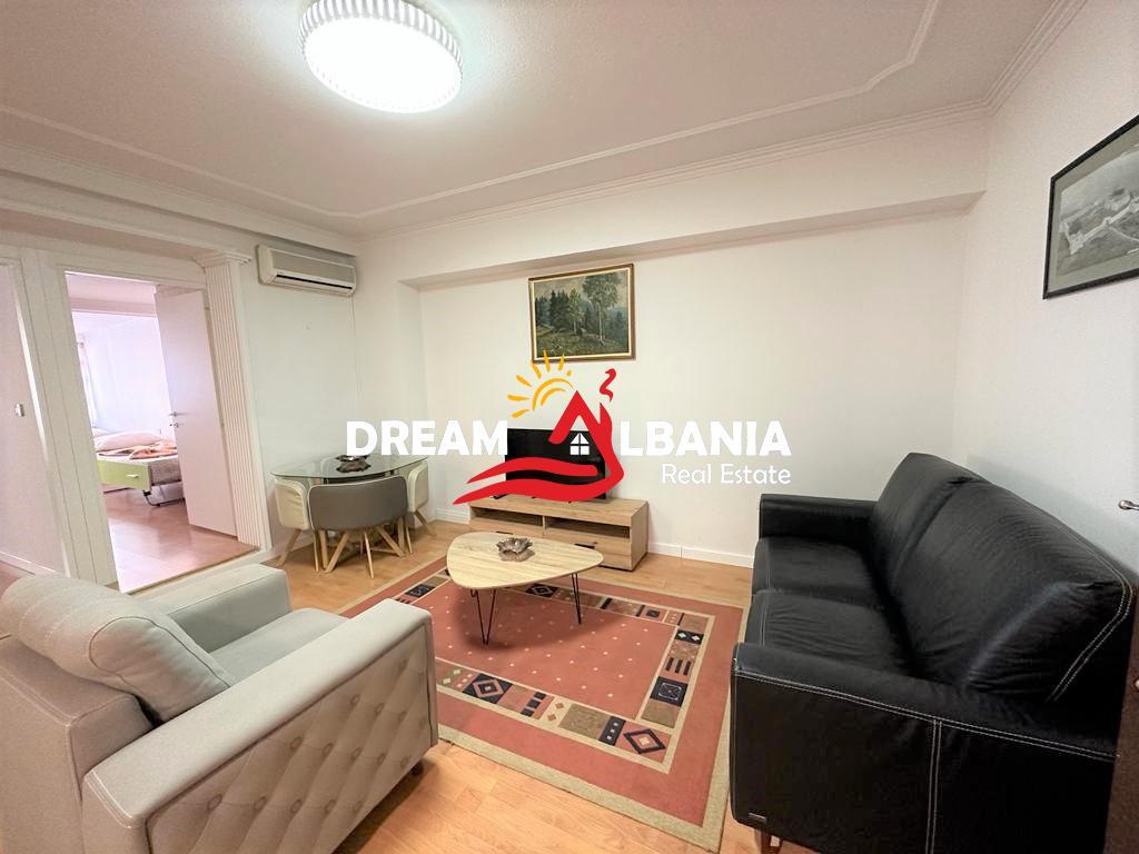 Apartment 2+1 for sale in Bllok near the University Bookstore (ID 41211288)
