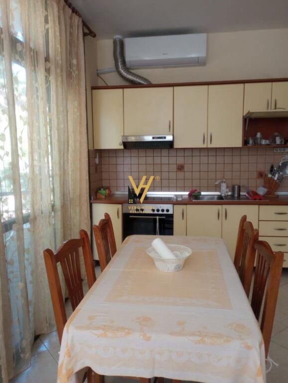 JEPET APARTAMENT 1+1 ME QIRA NE GOLEM 350 EURO