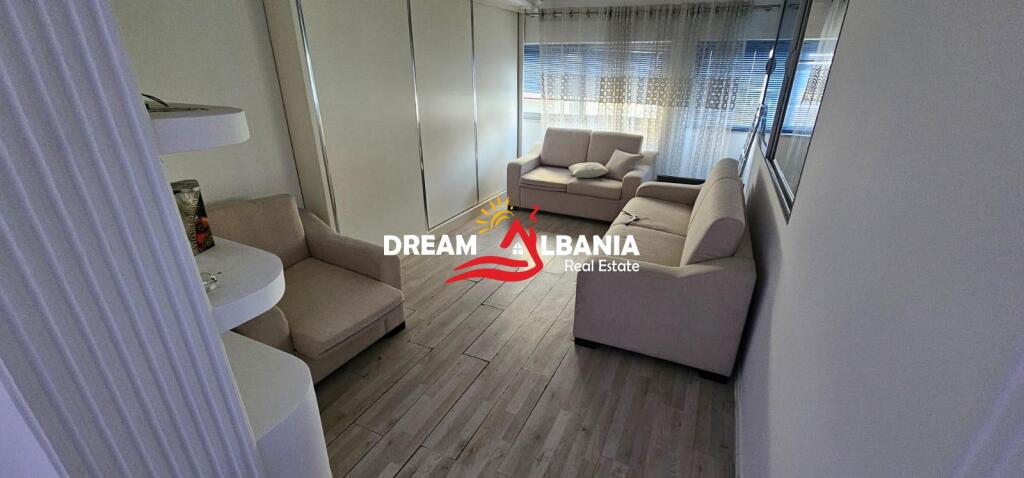 Super 2+1 apartment plus closed veranda for sale at Pallati me Shigjeta (ID 41212092)