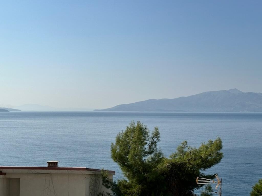 Apartment for sale with sea view in Saranda