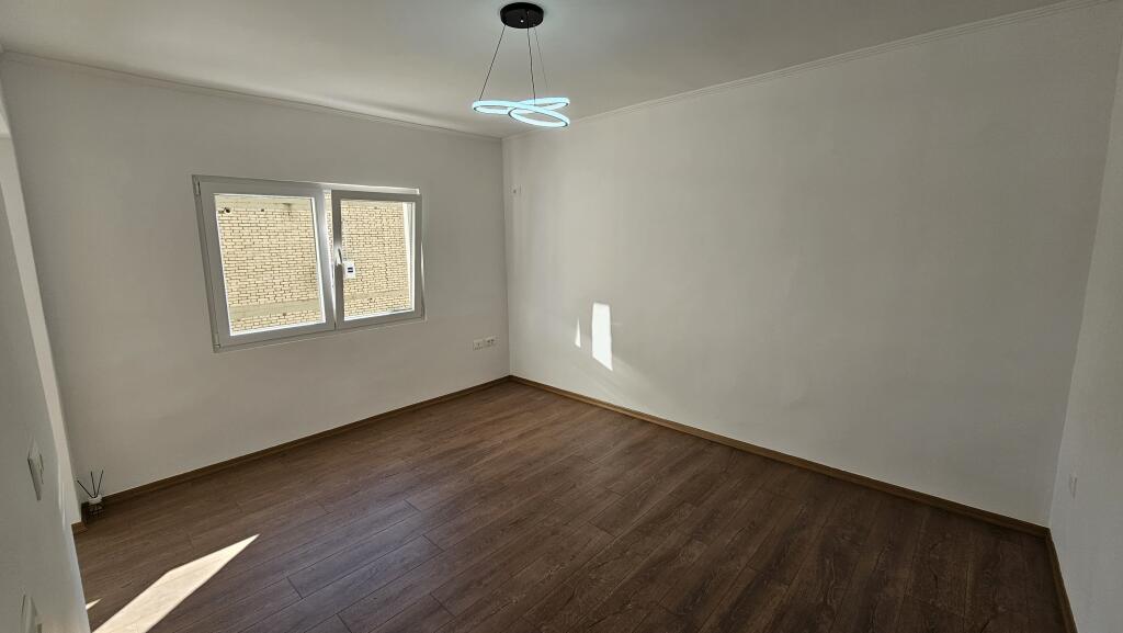 Apartment 2+1 for sale in Xhamllik