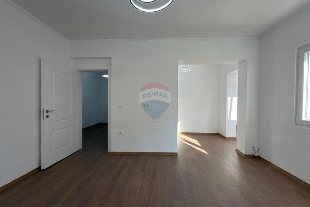 Appartamento 2+1 in vendita nella zona di Xhamlliku!