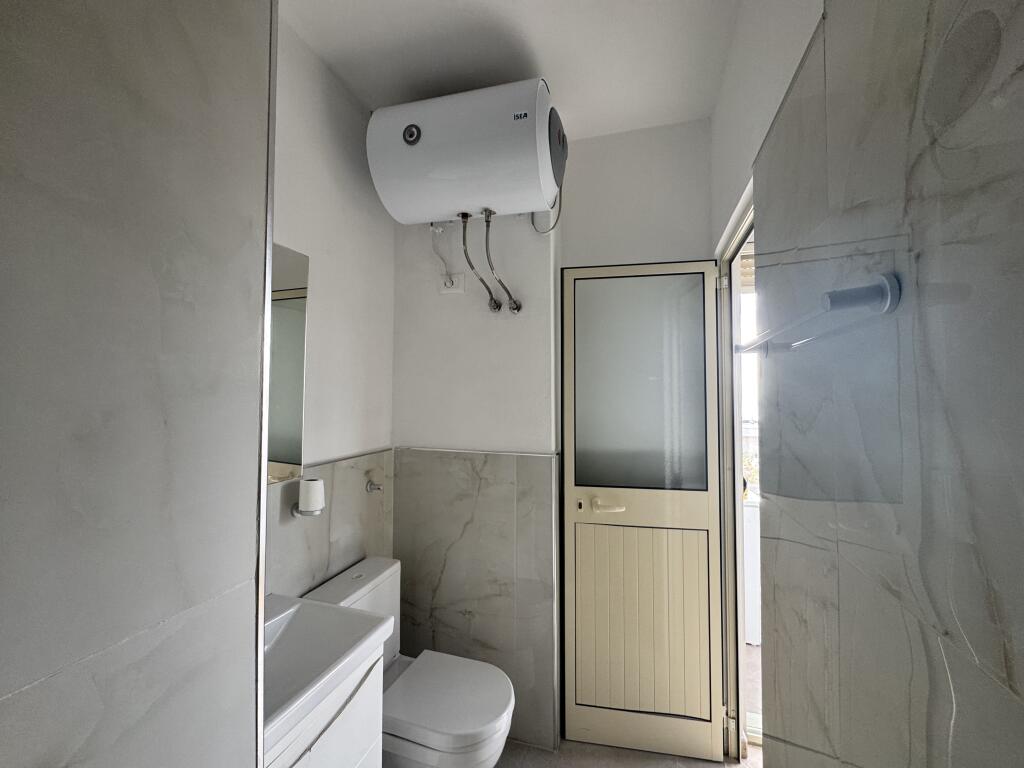 APARTAMENT 3+1+2, PER SHITJE - DURRES, PLAZH, RROTA E KUQE.