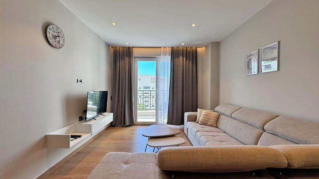SHITET APARTAMENT NE HOTEL, GOLEM, ALBANIA