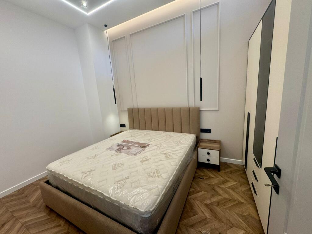 Apartament me qira në Kodra e Diellit – 1+1, investim i ri dhe i pabanuar më parë.