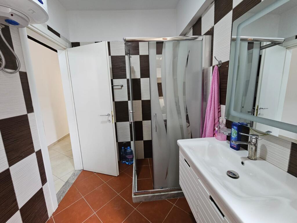 FOR RENT APARTMENT 2+1+2 TOILETS + PARKING SPACE – DRY LAKE