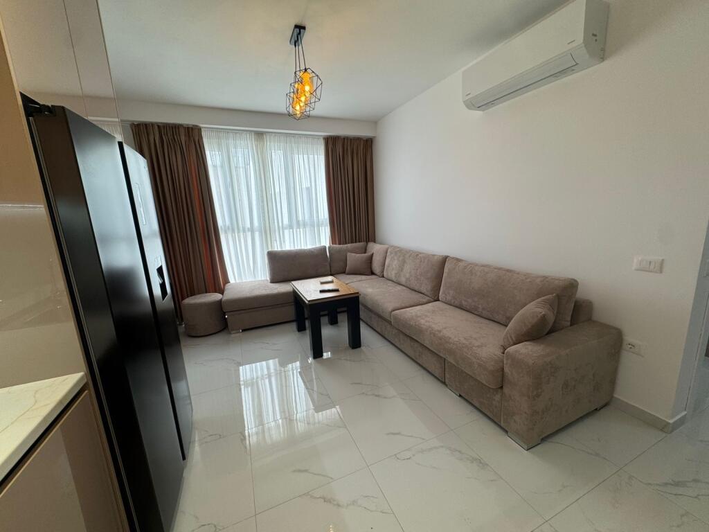 Super Apartment 1+1, Astir!