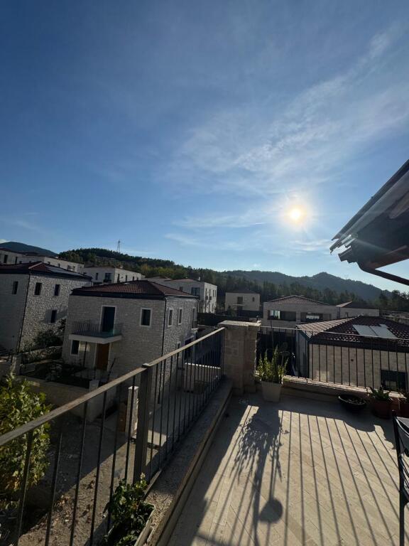 🏢 Penthouse for Rent – Secret Garden, TEG
