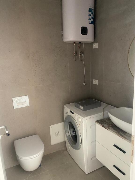 APARTMENT ME QERA 1+1 PAZARI I RI 800 EURO