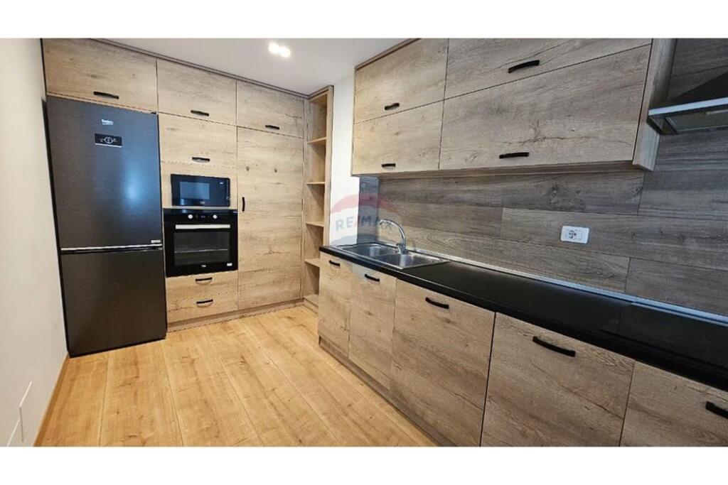 Jepet vile me qira prane Teg-ut.