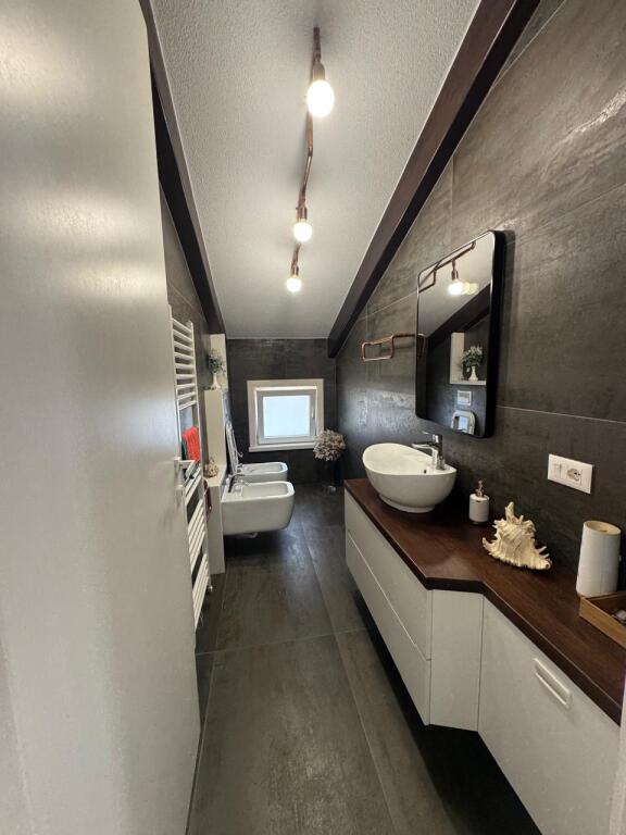 🏢 Penthouse for Rent – Secret Garden, TEG