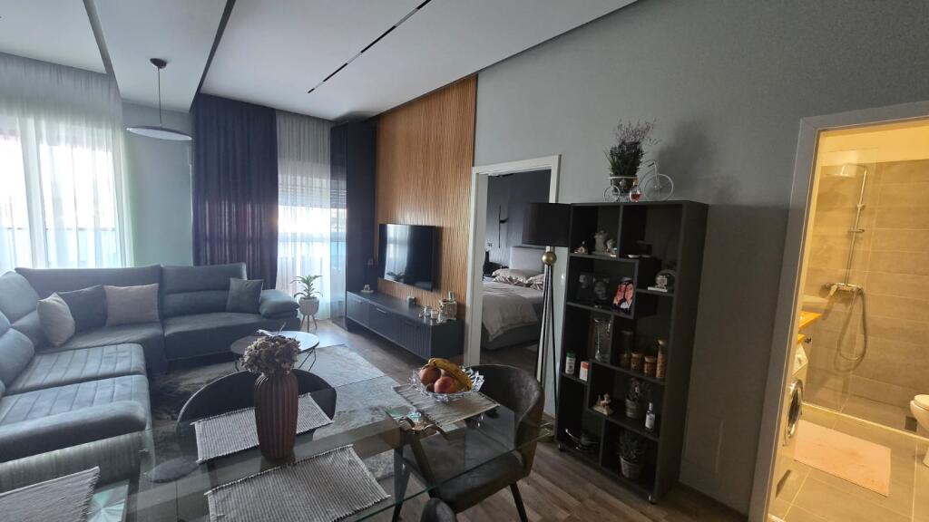 🏠 Appartamento in Vendita – Ali Demi, Complesso Mangalem