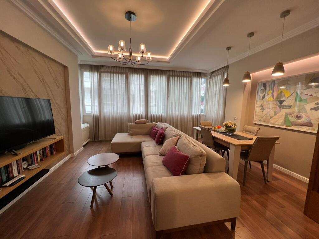 APARTAMENT 2+1+2 PËR QERA TEK LiQENI THATE!

