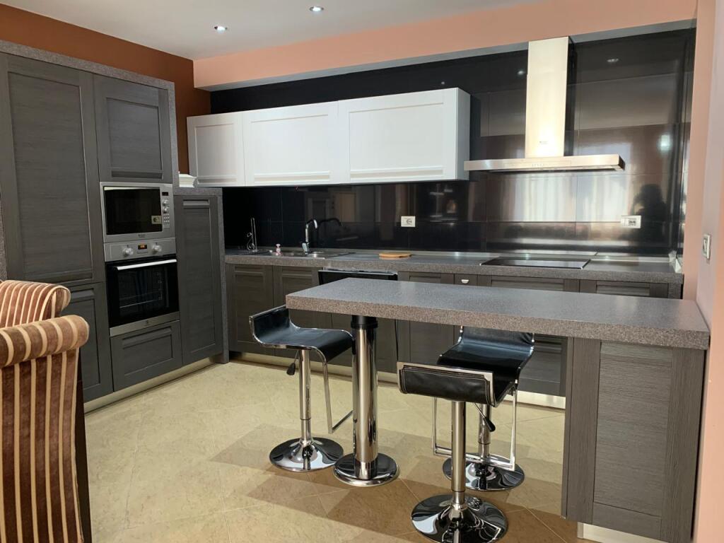 Apartament 2+1 per qira ne Zog te Zi