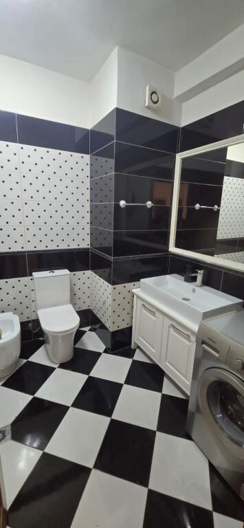 🏡 Jepet me Qira Apartament  3+1 – Totalisht i Mobiluar