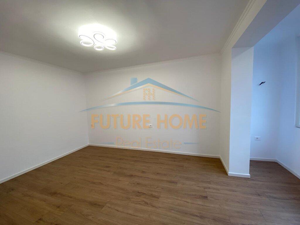 Shitet Garsoniere, Myslym Shyri