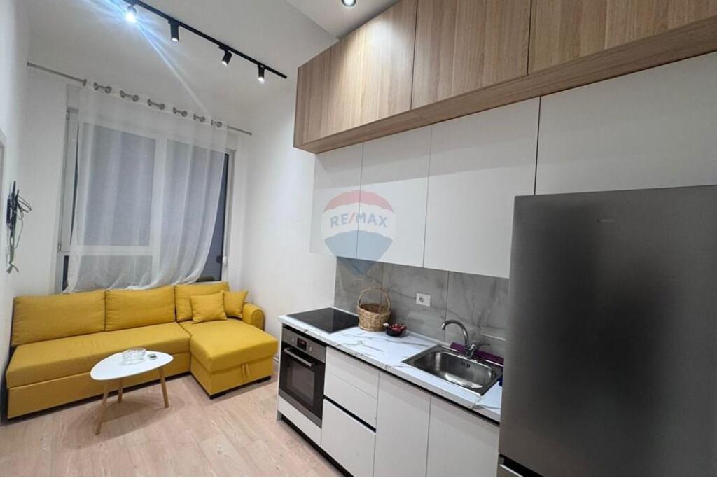 JEPET ME QIRA APARTAMENT 1+1 TE KOMPLEKSI KONTAKT