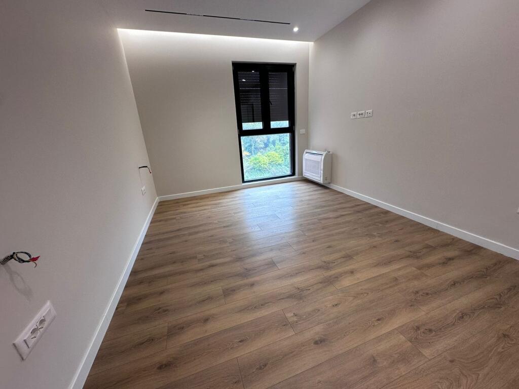 Apartament për shitje 2+1+2+post parkimi –  Kodra e Diellit