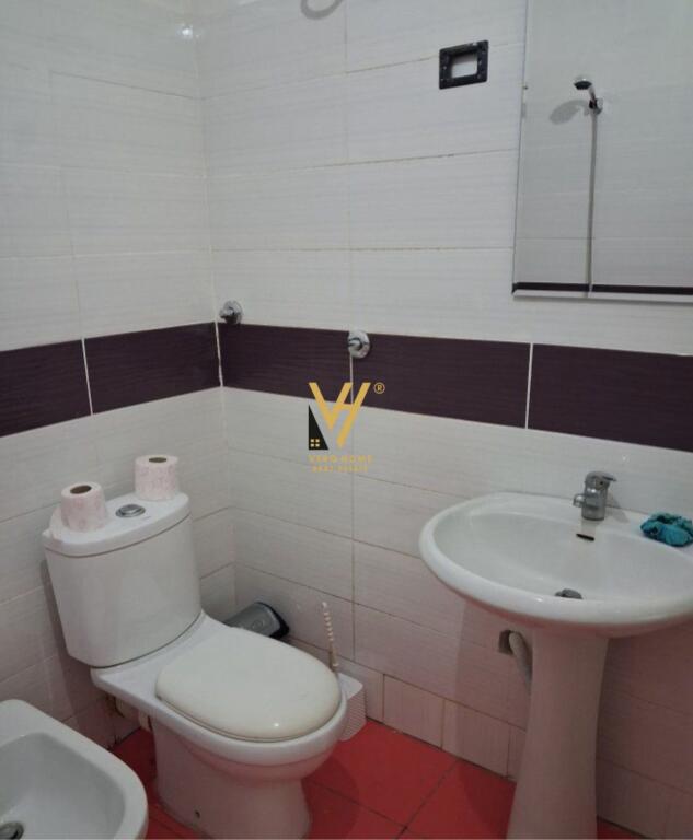 JEPET HYRJE 2+1+2 ME QERA PRANE SHKOLLES SE BASHKUAR 450 EURO