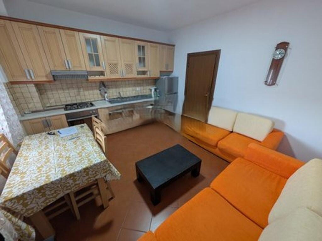 Jepet me qira apartament 1+1 tek Ish Ekspozita 500 € /Muaj