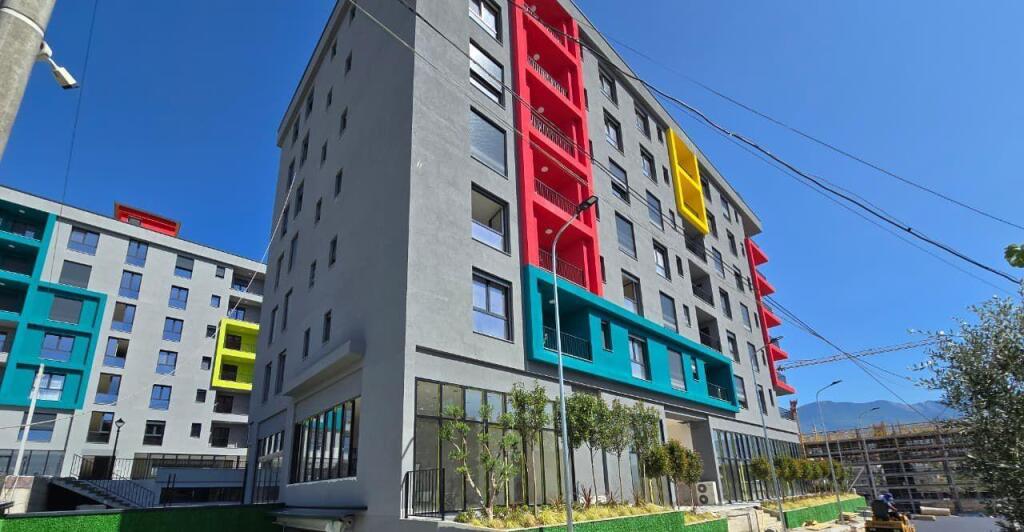 Apartment in the Color Splash Residence, in Paskuqan very close to the big ring!