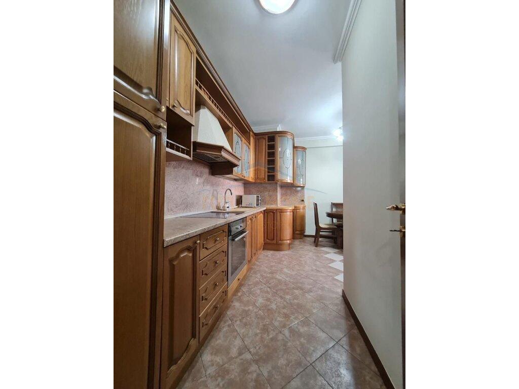 For sale, Apartment 3+1+2+Storage, Zog I Boulevard, Tirana