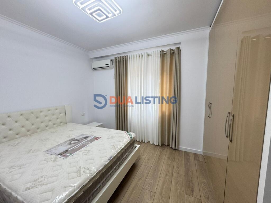 QIRA, APARTAMENT MODERN 2+1 I PA BANUAR ME PARE TEK KODRA E DIELLIT!