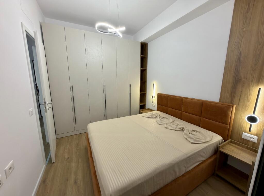 📣 QERA SUPER Apartament 1+1 📍 Kompleksi Kadiu, Ali Dem 💶 Cmimi 450 Euro ✨